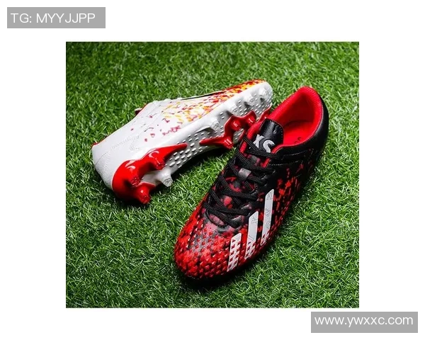 哪位足球明星推出了专为扁平足设计的足球鞋并迅速热销 哪位足球明星推出了专为扁平足设计的足球鞋并迅速热销