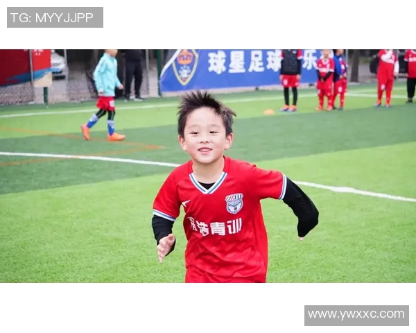 足球球星每日训练时长揭秘 高强度训练如何塑造顶级运动员体能与技术